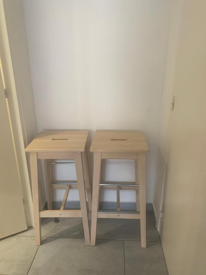 Studio A Mantes Luaran gambar